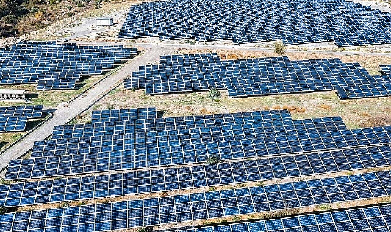 Güneş Enerji Santrali 8 Ayda 4 Milyon 500 Bin TL'lik Elektrik Üretti